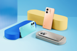 שלושה מכשירי סמארטפון Infinix בצבעים כחול, ורוד ואפור-כסף, המוצגים על רקע כחול עם אלמנטים גיאומטריים.